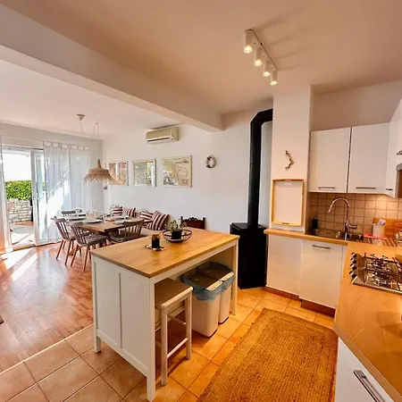 Apartamento Charming Family House